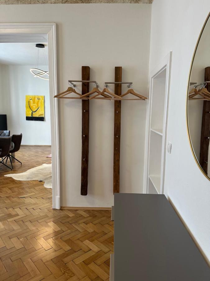 Artliving Apartment-Top 3 Self Check-In กราซ ภายนอก รูปภาพ